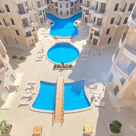 Aqua Tropical Resort Next To Al Gouna 4 0 1 Hurghada Exterior foto