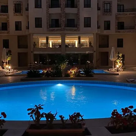 Aqua Tropical Resort Next To Al Gouna 4 0 1 Hurghada Exterior foto